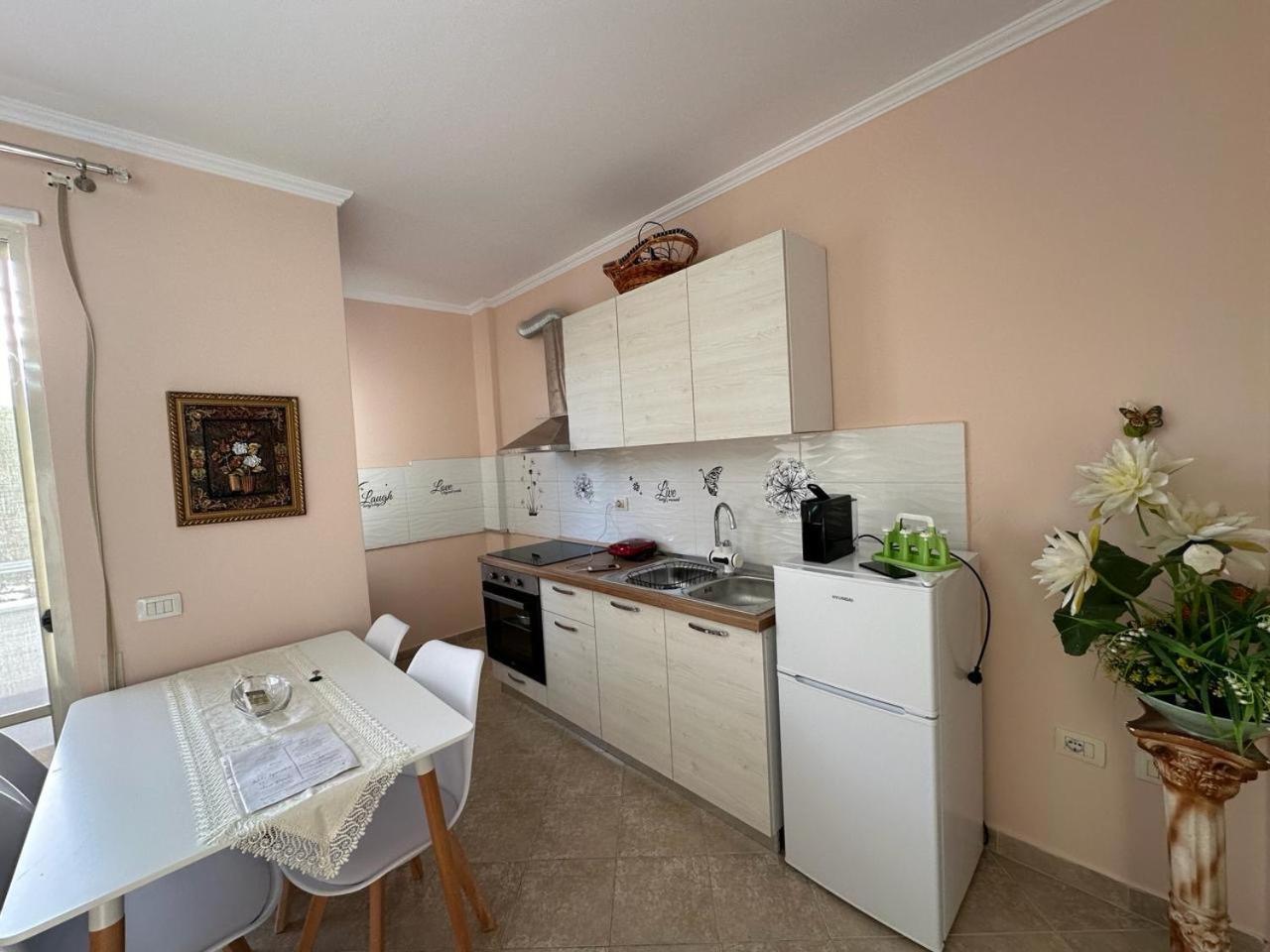 Sunset Sea View - Beachfront Balcony - Ac - Wifi Δυρράχιο Εξωτερικό φωτογραφία